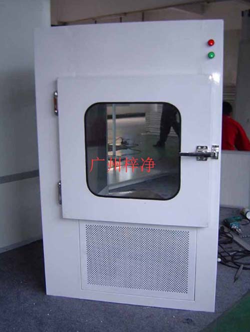 傳遞窗主要用于潔凈實驗室潔凈區(qū)和潔凈區(qū)之間或潔凈區(qū)和非潔凈區(qū)之間的小件物品的傳遞。 傳遞窗主要用于潔凈實驗室潔凈區(qū)和潔凈區(qū)之間或潔凈區(qū)和非潔凈區(qū)之間的小件物品的傳遞。