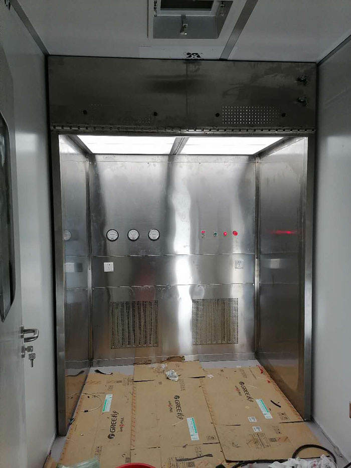 負(fù)壓稱量室制作安裝實拍圖 負(fù)壓稱量室制作安裝實拍圖