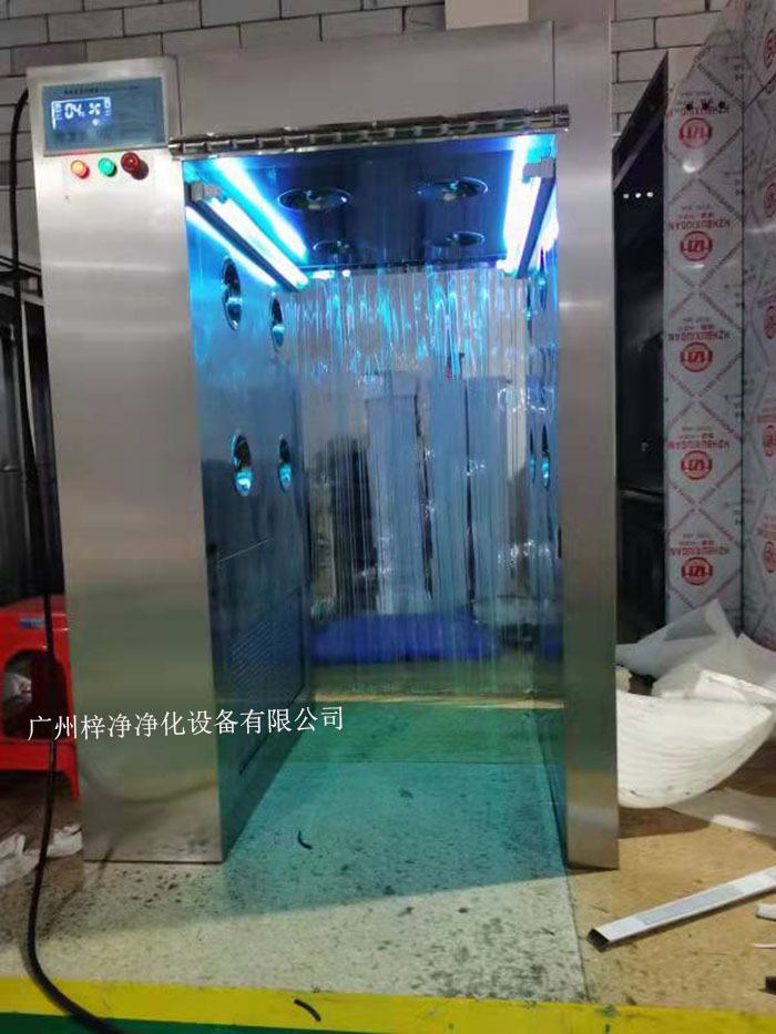 風淋室安裝現場實拍圖 風淋室安裝現場實拍圖