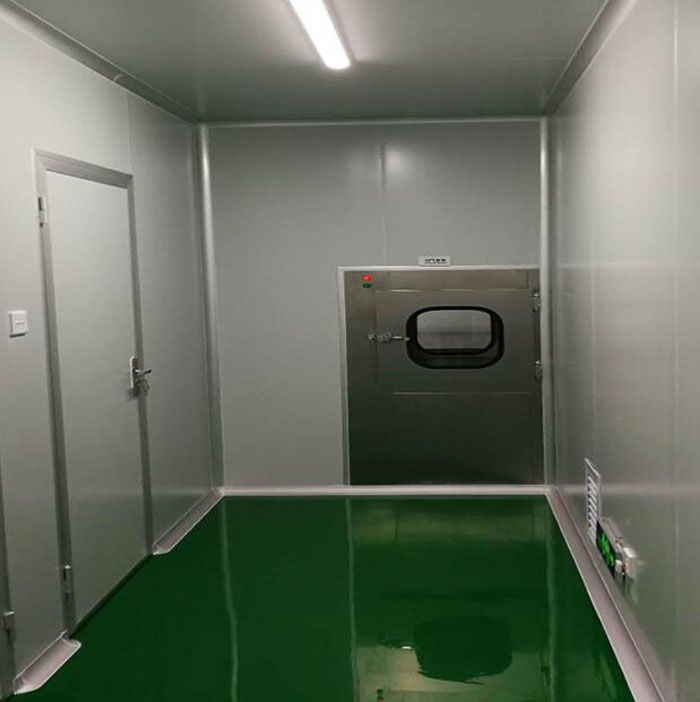 傳遞窗適用于需要在不同潔凈度區域之間傳遞物品的場合,如實驗室、無菌室等。 傳遞窗適用于需要在不同潔凈度區域之間傳遞物品的場合,如實驗室、無菌室等。