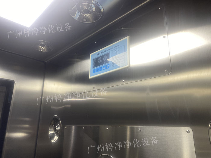 高端滿焊接風淋室產(chǎn)品內(nèi)結(jié)構(gòu)