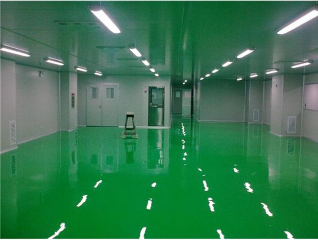 潔凈無(wú)塵車間工程發(fā)展歷史．第一次世界大戰(zhàn)后，美國(guó)的陀螺儀制造工業(yè)最先提出了環(huán)境凈化問(wèn)題，為試圖在生產(chǎn)中消除空氣中重粉末對(duì)航空儀表小軸承與齒輪的污染，建造了最原始潔凈廠房